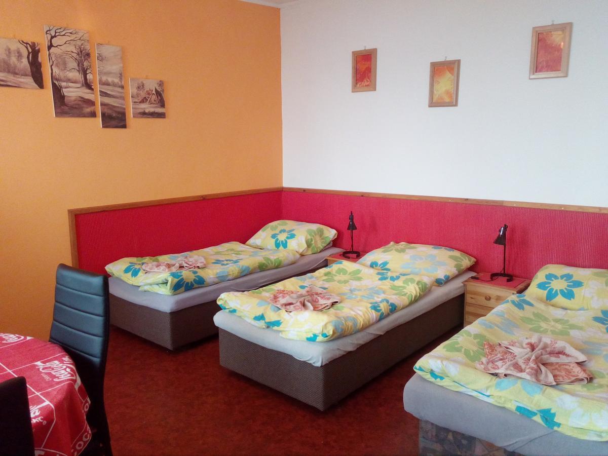Penzion Rajf Krnov Buitenkant foto